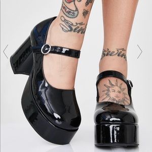 Black patent Mary Jane’s
